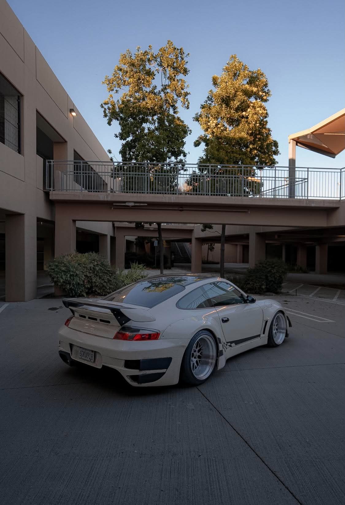 BRS Aero Design widebody Porsche 996, rear three-quarter